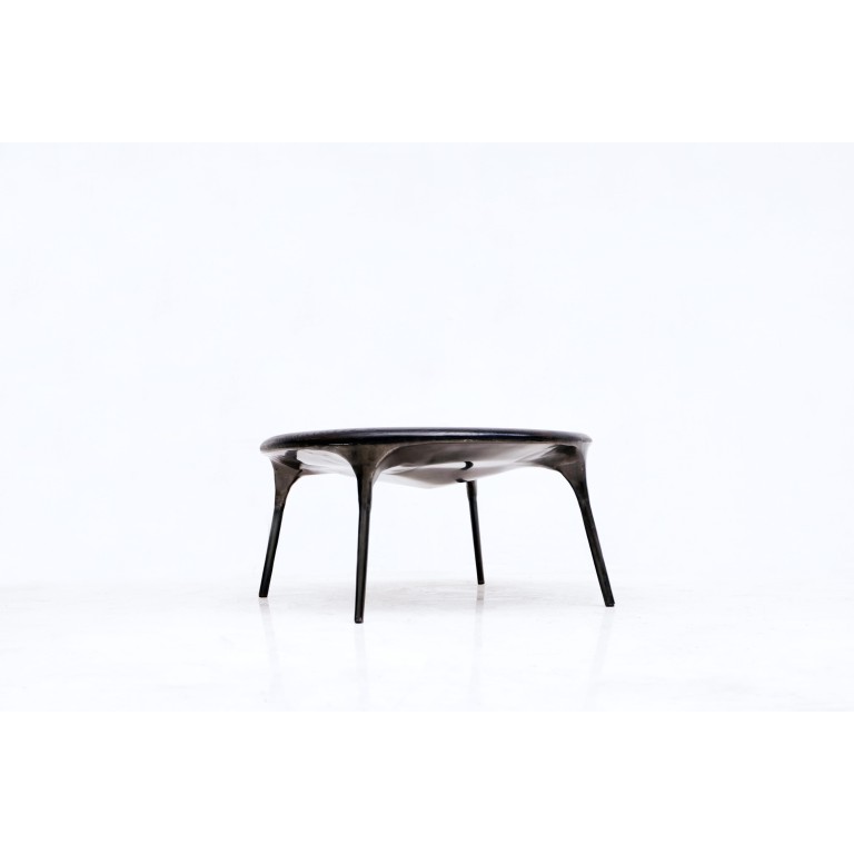 Valentin Loellmann  - Steel - Coffee table